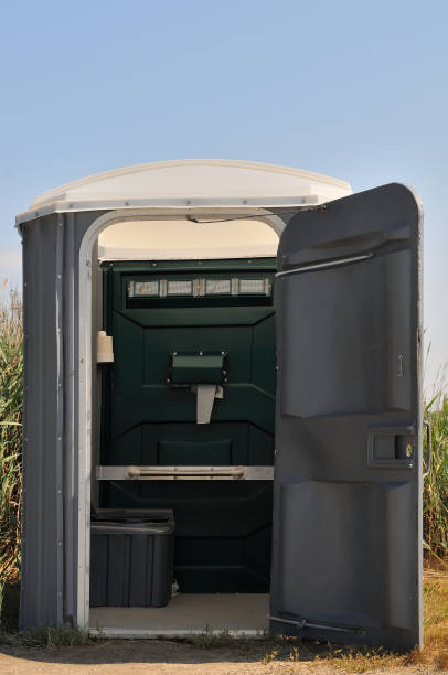 Best Portable restroom trailer rental  in El Dorado, KS